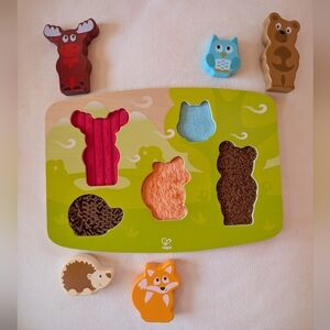 Hape Forest Animal Tactile Pull Out Puzzle